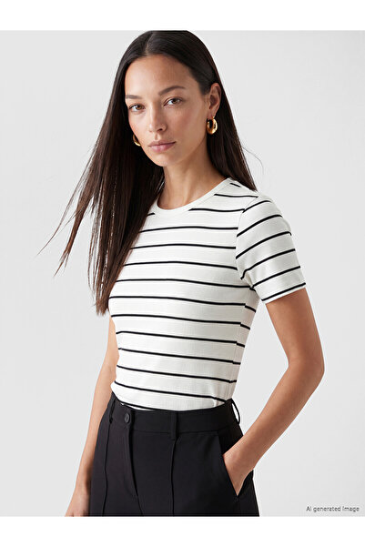 LC Waikiki Nevavm Women's Ribbed T-Shirt with Oval Neckline and Stripes