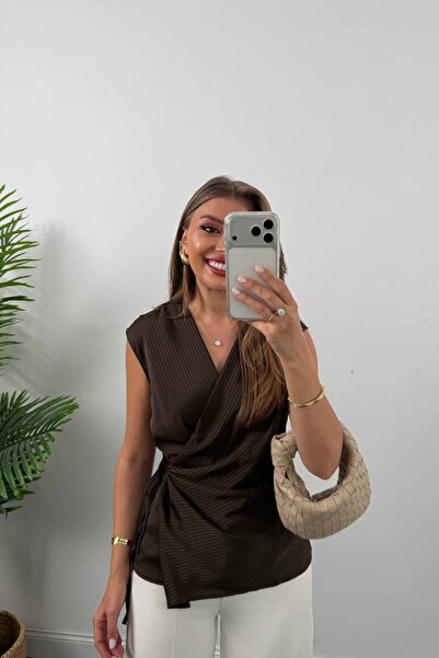 Eslem Bulut Boutique Bağlamalı Şık Nispet Bluz