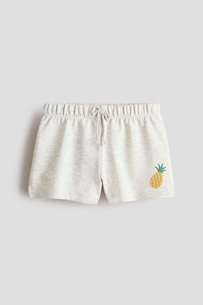 H&M شورتات رياضية مطرزة