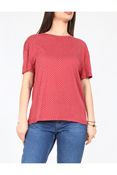 Evendi Tricou, Rosu