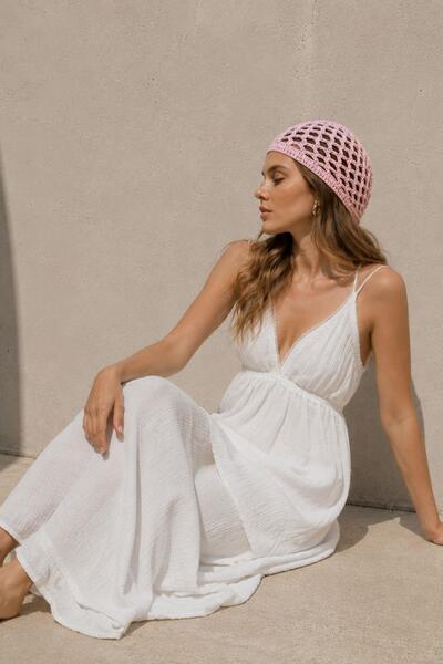 AFVENTE Women's Knitted Beanie Pink Knitwear Hair Accessory