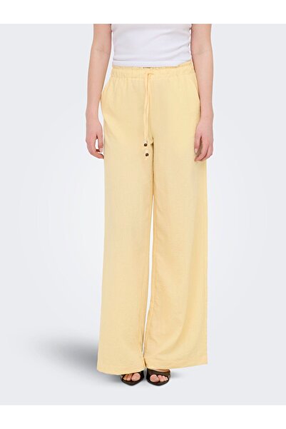 ONLY Hose mit weitem Beinschnitt ONLEMMIA Weiter Beinschnitt Hose mit weitem ...