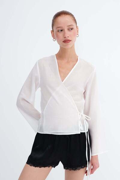 Addax Tie Front Long Sleeve Blouse B18519