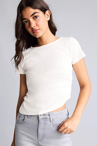DeFacto Fitted Kayık Neck Ribbed Short Sleeve T-Shirt I2411Ax26Au