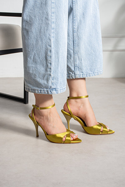 Mio Styllo Moneya Satin Ankle Strap Detail Women's Thin Heel Shoes