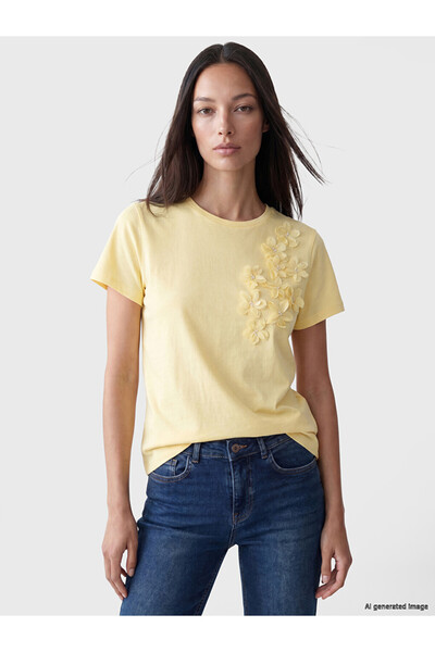 LC Waikiki Lcw Everyday Yellow Crew Neck Embroidered Women's T-Shirt