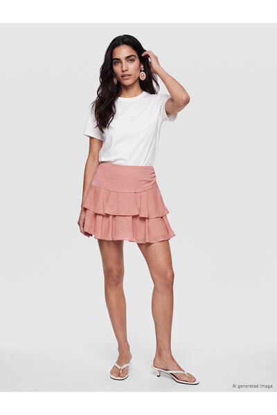 LC Waikiki Trendlucky Zippered Waist Layered Ruffle Shorts Skirt with a Diffe...