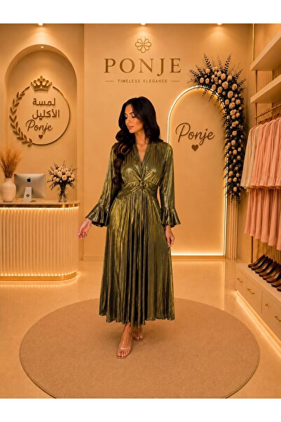 genric A Look That Exudes Luxury in a Luxurious Olive Hue That Reflects Refin...