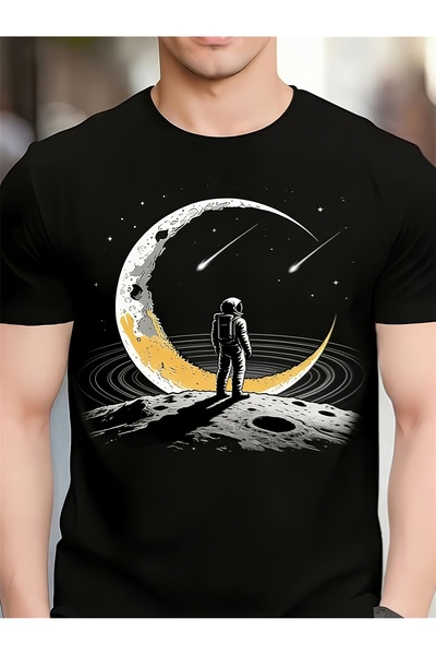 135 Astronaut on Moon with Crescent Men Round Neck Short Sleeve Casual Tees F...