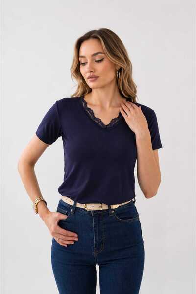 Sashaa Collection Sashaa V-Neck Lace Viscose Body