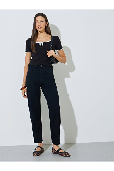 Styli Black Mid Rise Mom Fit Jeans