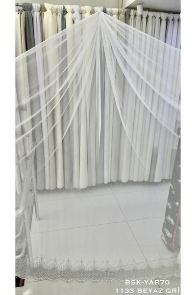 ETEK DESENLİ BAMBU ZEMİN BEYAZ RENK PERDE 1/3 SIK PİLE
