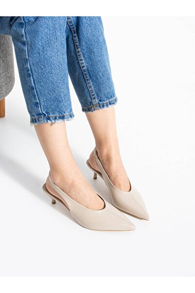 MIRONA Kadın Bej Sivri Burun Lastikli Arka Bantlı 6 Cm İnce Topuklu Slingback Ayakkabı