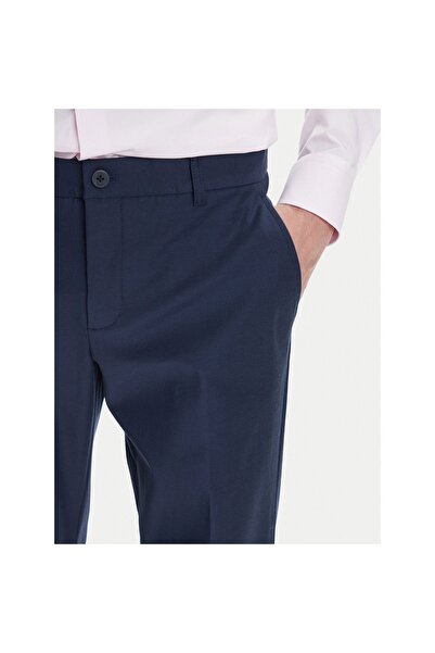 Guess Pantaloni bărbați din material textil M4YB01WG9Z2 Bleumarin
