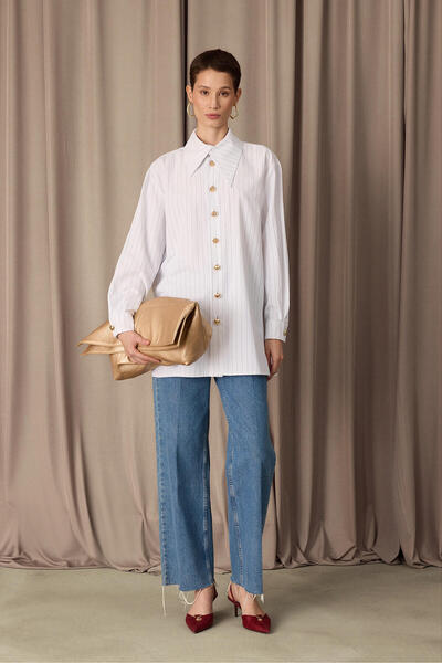 Touché Privé Thin Striped Asymmetric Collar Shirt