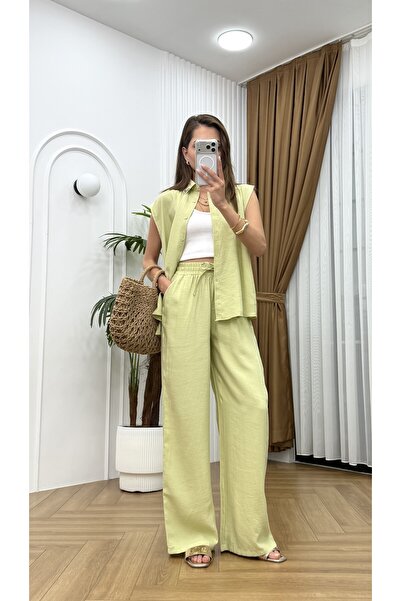 R-Style Collar Detailed Suit