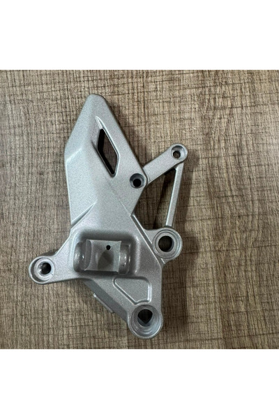 diğer 111 SAĞ ÖN SÜRÜCÜ BASAMAK BRAKETİ SRK 125 R