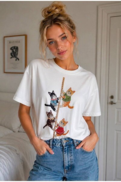 musimino moda Kadın Beyaz Oversize Sevimli Kedi Desenli Pamuklu Basic Tişört