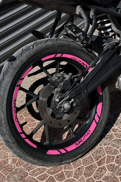 Banxtre مجموعة ملصقات شريطية للعجلات مكونة من 12 قطعة لـ CFMOTO 250SR (كافية ...