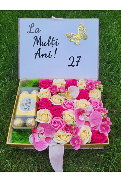 CADOUL POTRIVIT Cutie Cadou Personalizabilă – Aranjament cu Trandafiri din Să...
