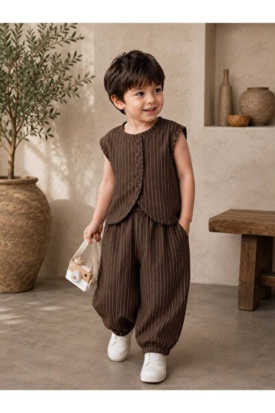 favorimkids Boy's Brown Striped Vest 2-Piece Set