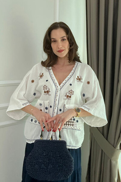 Butik Modana Nakışlı Müslin Gömlek