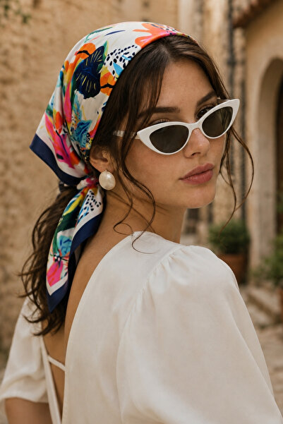 AFVENTE Tropical Garden Pattern Beige Satin Bandana Scarf 50×50 cm