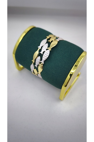 VOBEEYKU Brass Plated Real Detailed Fish Design Handcuff Bracelet