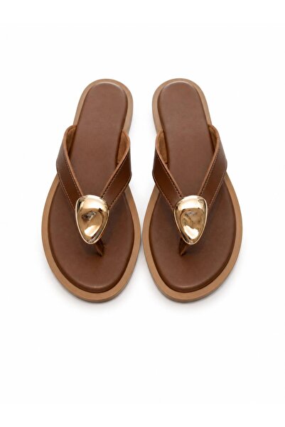 GNY AYAKKABI Gny Women's Tan Buckle Flip Flops