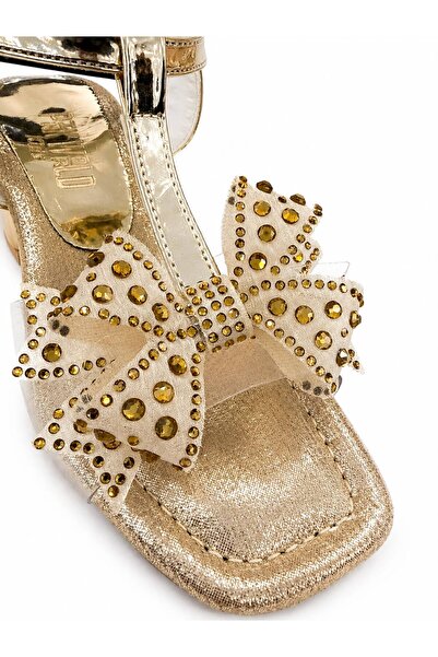 PAPUCUMUN DÜNYASI Girls' Stylish Light-Heeled Sandals with Butterfly Transpar...