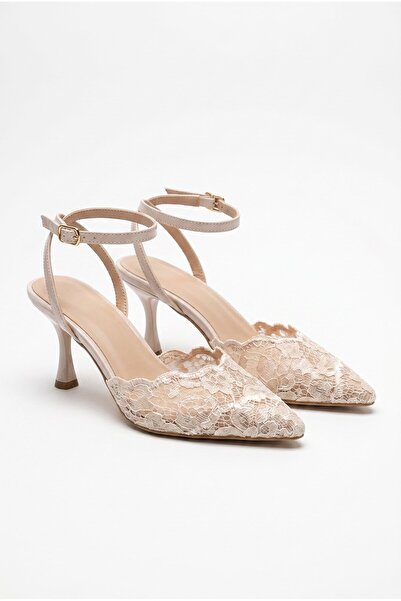 Efnaz style Women's Lace Detailed Pointed Toe Thin Heeled Shoes Beige