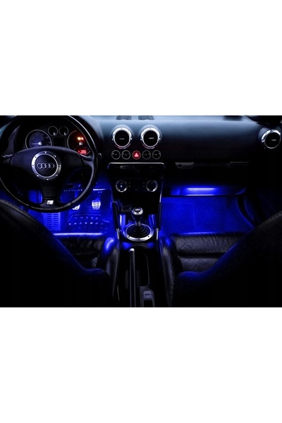 NO BRAND Lumină LED RGB pentru cabină 8x30cm + port USB BLUETOOTH 5V