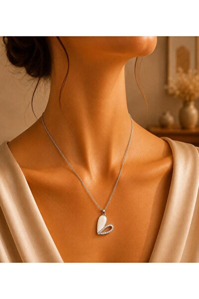 MARE BUTİK Steel Necklace with Heart Figure
