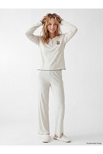 LC Waikiki Timeless Clothing & Timeless Choices V Planting Embroidery Women's...