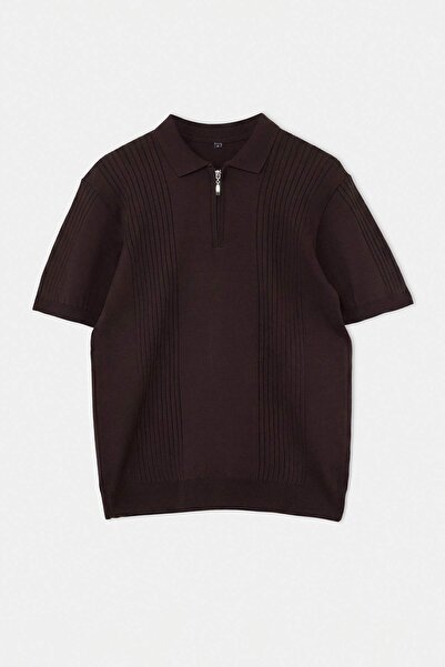 Trendyolmilla Man Kahverengi Regular Kesim Dokulu Fermuarlı Triko Polo Yaka T-shirt TMNSS26PO00037