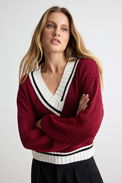 Trendyol Collection Burgundy V-Neck College Themed Knitwear Sweater Twoaw27Kz...