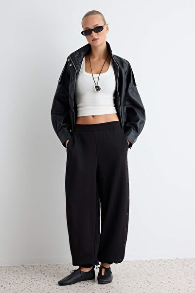Trendyol Collection Black Thick Eyelet Detailed Elastic Waist and Cuffs Jogge...