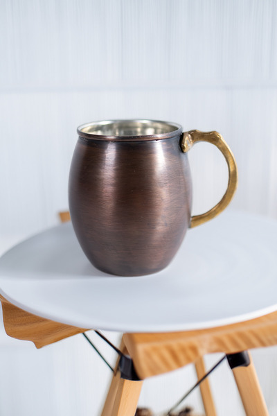 Cuvesta كوب نحاسي كلاسيكي مصنوع يدويًا بلون أكسيد النحاس مقاس 8×10 سم