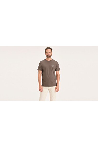 Dockers GRAPHIC TEE TRAVELER LOGO GRAPHIC TEE FO Ανδρικό καφέ μπλουζάκι - A1103