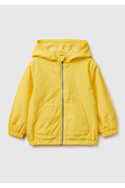 United Colors of Benetton Boy's Yellow Shoulder Logo Embroidered Hooded Rainc...
