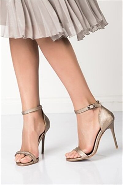 Fox Shoes Pantofi cu toc de damă Platinum B922112609