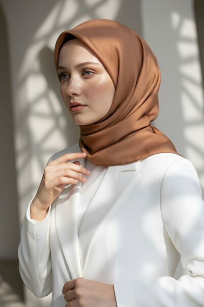 Vissona %100 Twill İpek Düz Bakır Renkli Daha Tok Exclusive Serisi 90x90 Eşar...