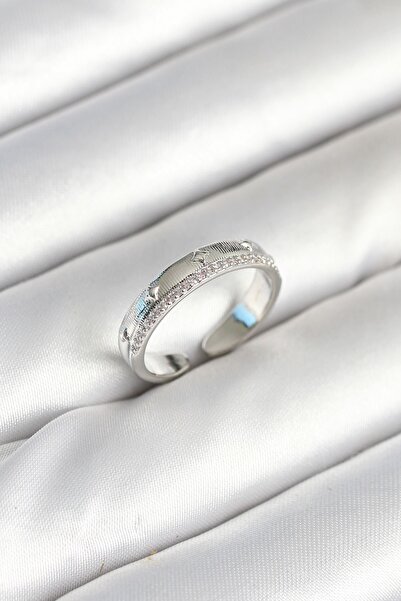 Inure Jewelry خاتم نسائي من حجر الزركون ذو اللون الفضي