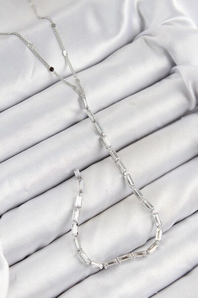 Inure Jewelry قلادة من النحاس والزركون موديل فضي اللون على شكل حرف Y