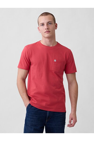 GAP Erkek Kırmızı Organik Pamuk Cepli T-Shirt