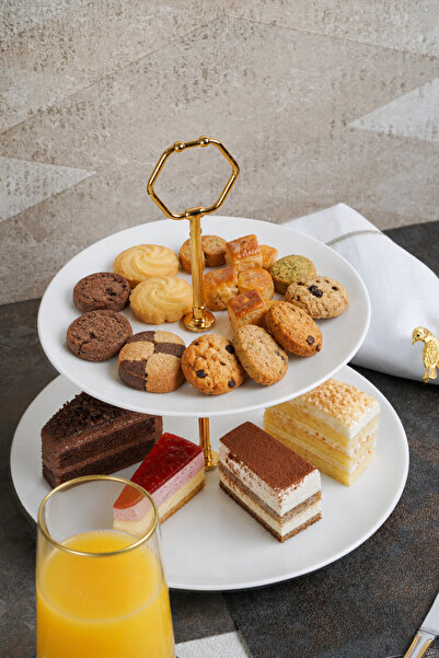 Heda Porselen Off-White 2-Tier Porcelain Cookie Holder and Presentation Tray