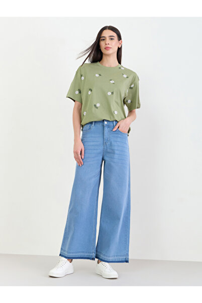Styli Green Oversized Floral Embroidered 100% Cotton T- Shirt