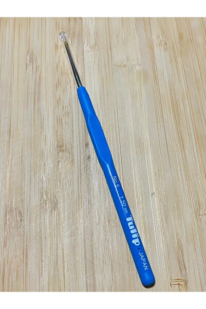 Tulip Soft Silicone Handle Wool and Knitting Crochet Hook No 5