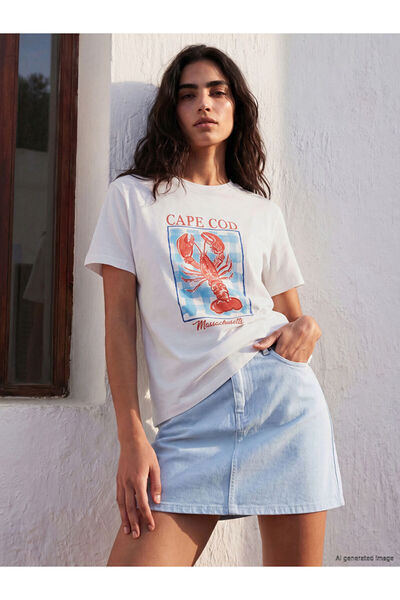 LC Waikiki Rmz Gi̇yi̇m Farkiyla Crab Printed Women's T-Shirt