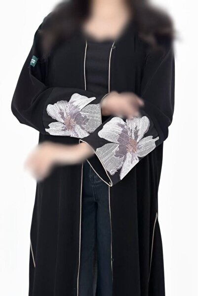 Rosana عباية ورد, عباية بتصميم الورود البيضاء الفاخرة